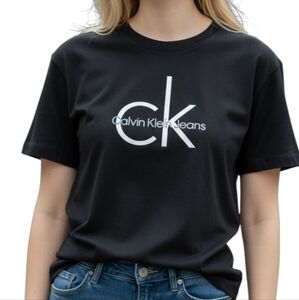 Calvin Klein Tee